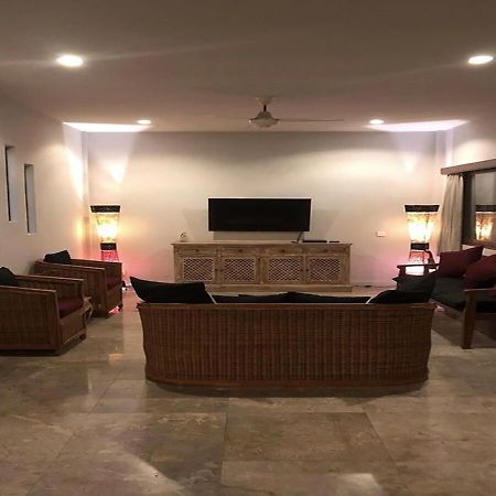 Shishi Bali Villa Seminyak Kültér fotó